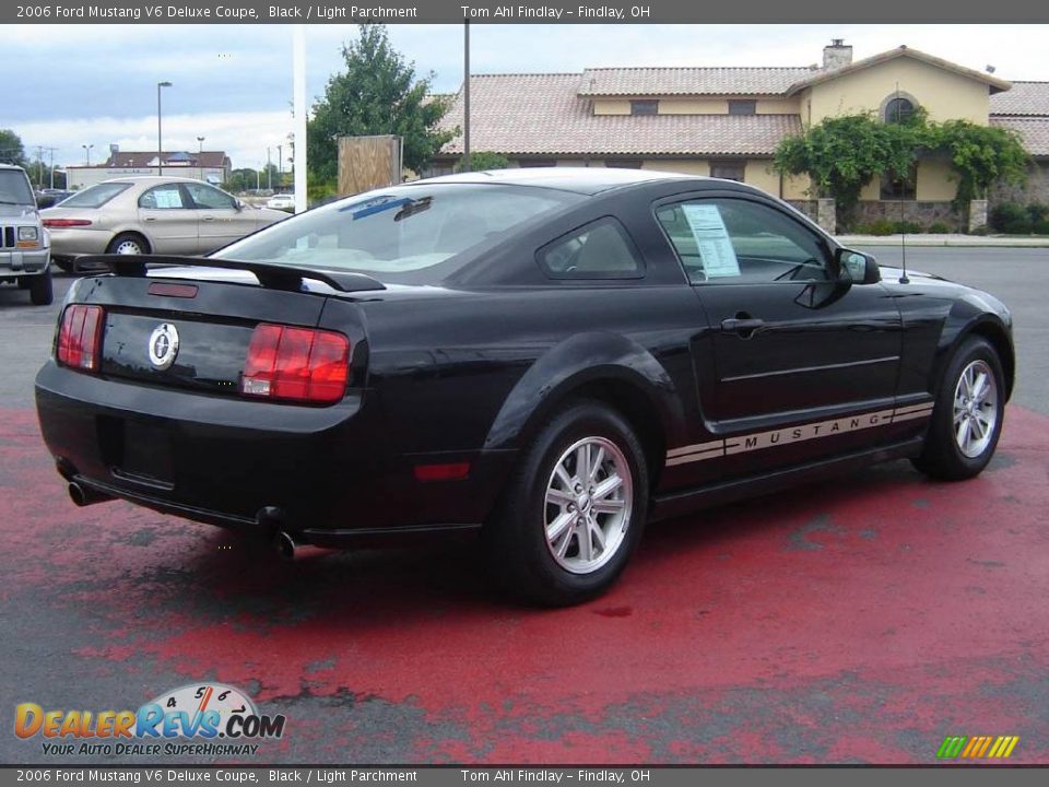 2006 Ford Mustang V6 Deluxe Coupe Black / Light Parchment Photo #5