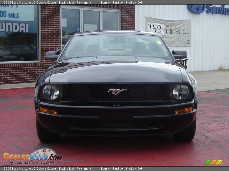 2006 Ford Mustang V6 Deluxe Coupe Black / Light Parchment Photo #8