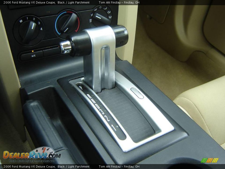 2006 Ford Mustang V6 Deluxe Coupe Black / Light Parchment Photo #16
