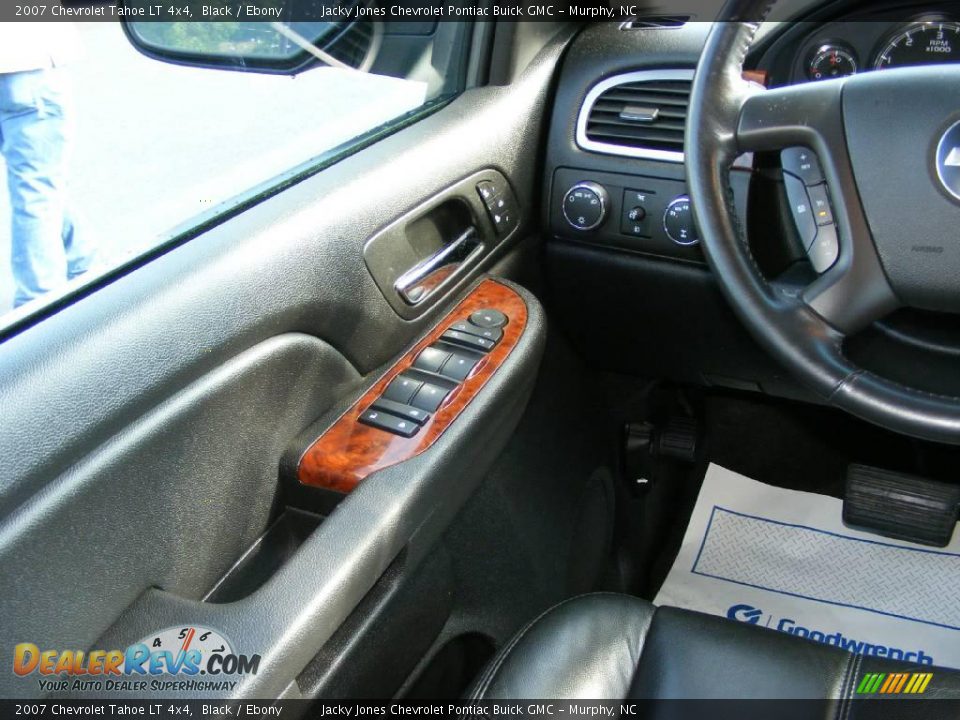 2007 Chevrolet Tahoe LT 4x4 Black / Ebony Photo #13