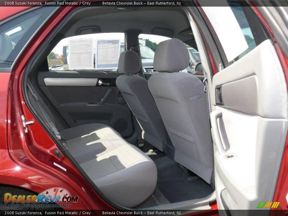 2008 Suzuki Forenza Fusion Red Metallic / Grey Photo #12