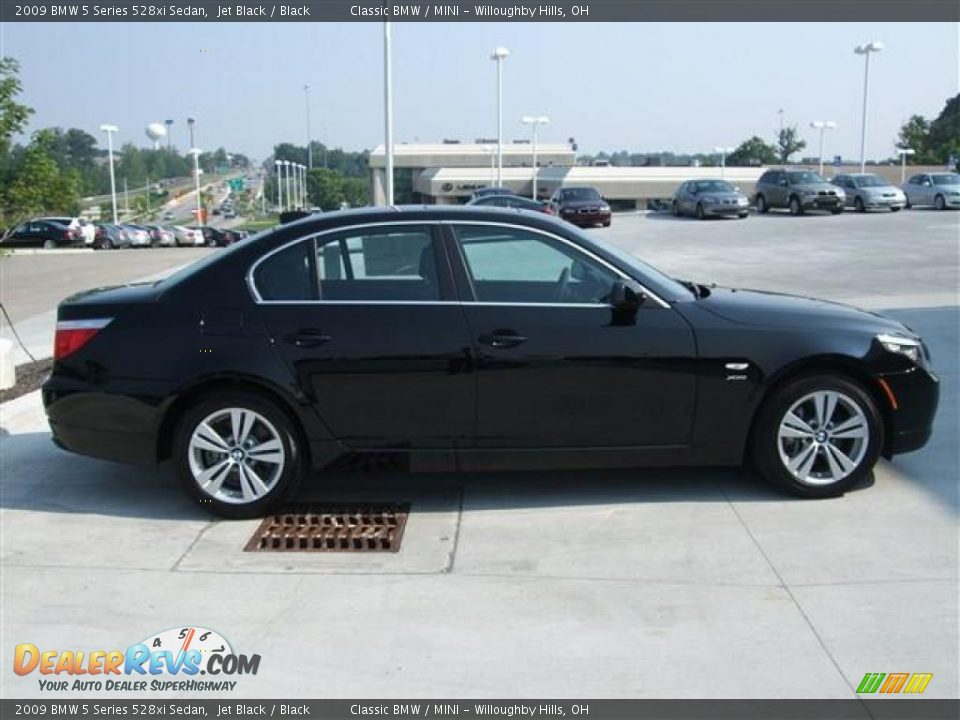 2009 BMW 5 Series 528xi Sedan Jet Black / Black Photo #2
