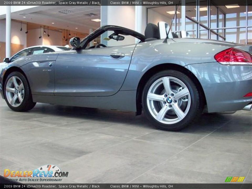 2009 BMW Z4 sDrive30i Roadster Space Gray Metallic / Black Photo #2