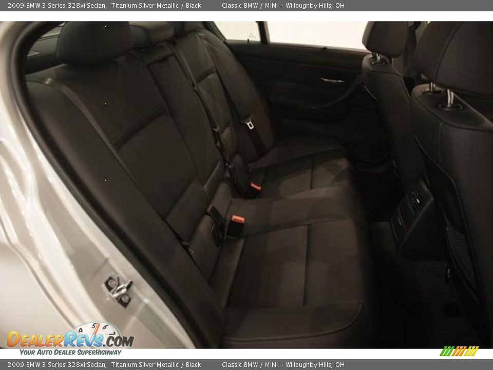 2009 BMW 3 Series 328xi Sedan Titanium Silver Metallic / Black Photo #16