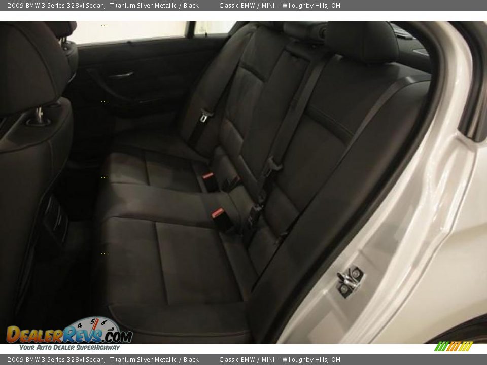 2009 BMW 3 Series 328xi Sedan Titanium Silver Metallic / Black Photo #17