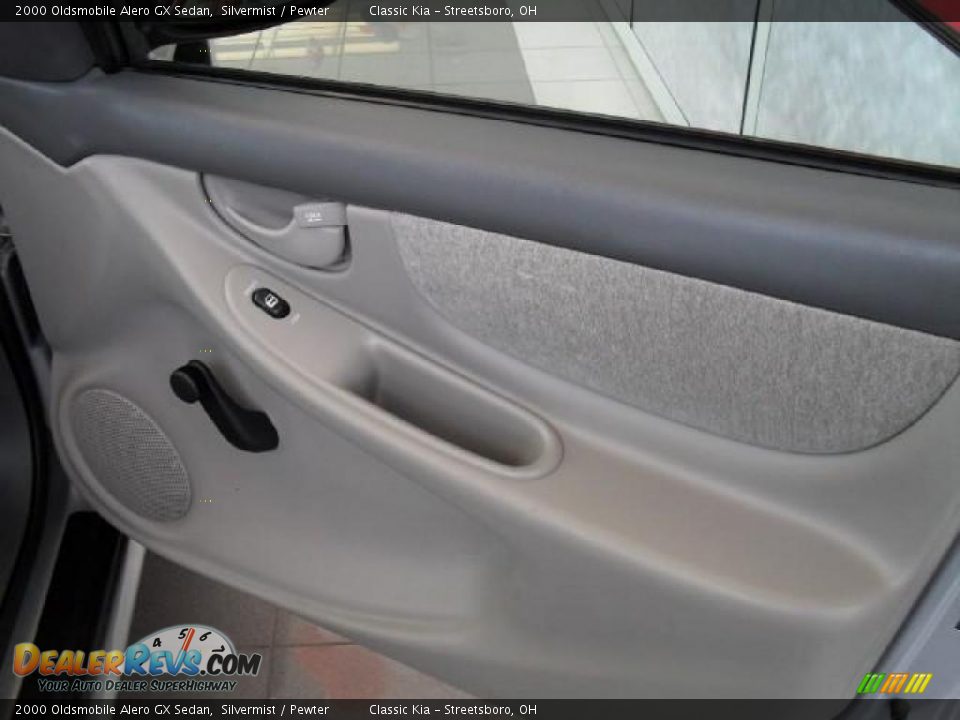 2000 Oldsmobile Alero GX Sedan Silvermist / Pewter Photo #22