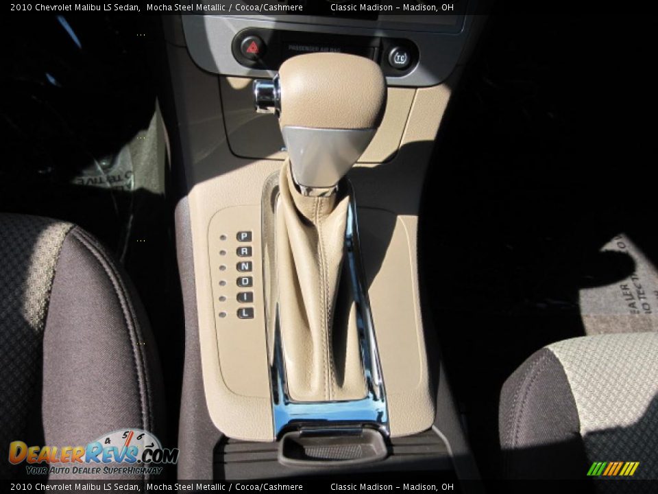 2010 Chevrolet Malibu LS Sedan Mocha Steel Metallic / Cocoa/Cashmere Photo #6