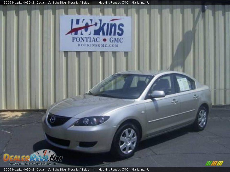 2006 Mazda MAZDA3 i Sedan Sunlight Silver Metallic / Beige Photo #1