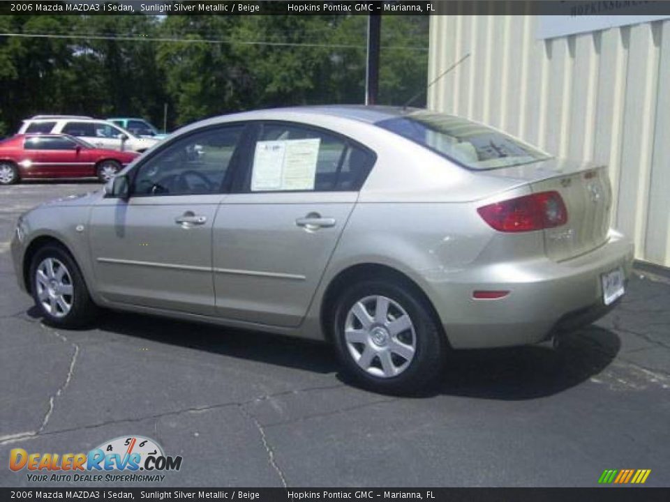 2006 Mazda MAZDA3 i Sedan Sunlight Silver Metallic / Beige Photo #5