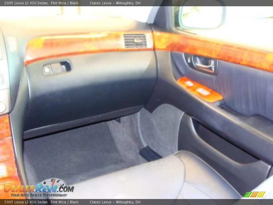 2005 Lexus LS 430 Sedan Flint Mica / Black Photo #18