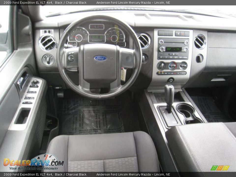 2009 Ford Expedition EL XLT 4x4 Black / Charcoal Black Photo #10