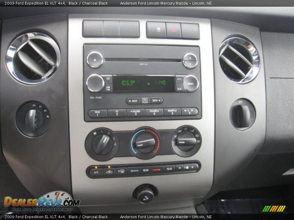 2009 Ford Expedition EL XLT 4x4 Black / Charcoal Black Photo #13