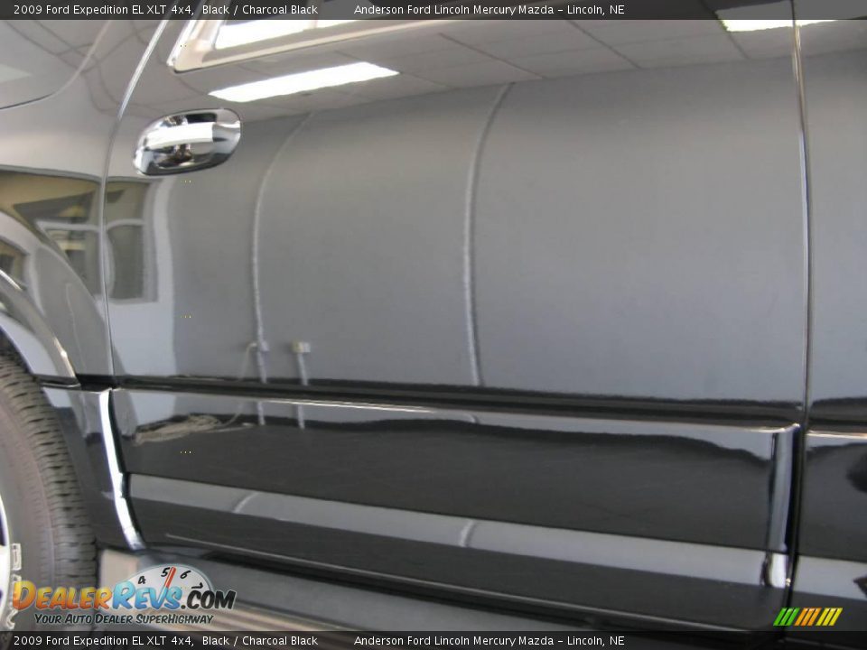 2009 Ford Expedition EL XLT 4x4 Black / Charcoal Black Photo #28