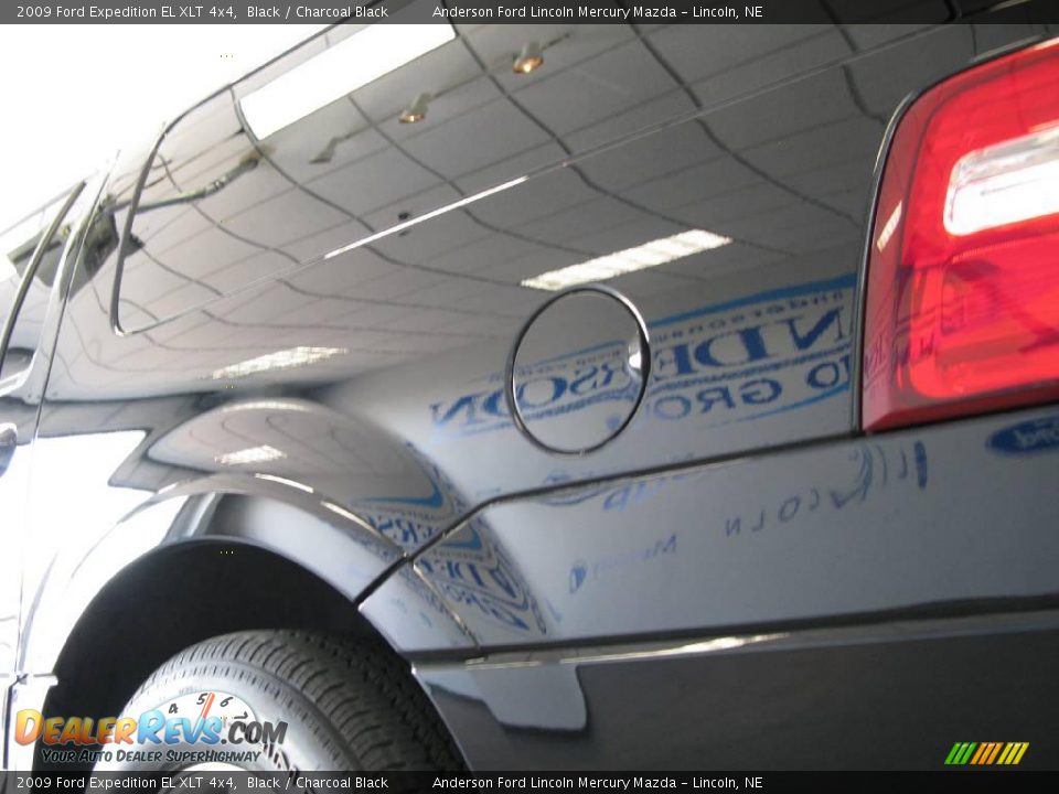 2009 Ford Expedition EL XLT 4x4 Black / Charcoal Black Photo #32