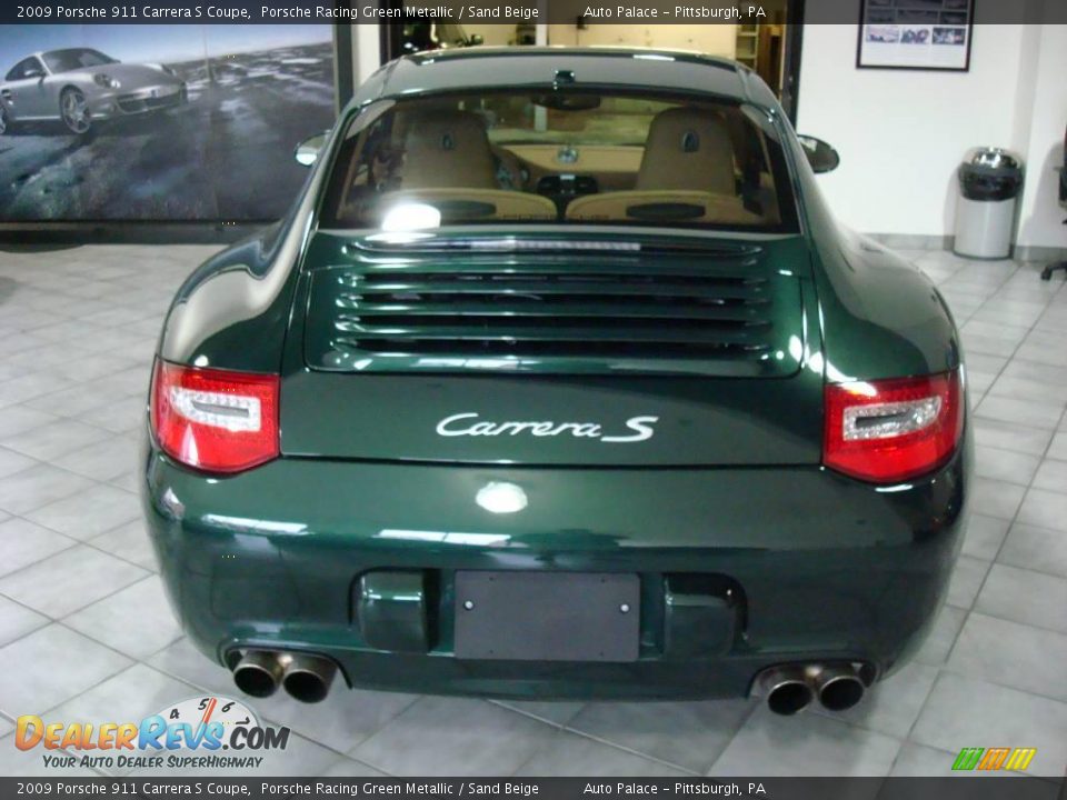 2009 Porsche 911 Carrera S Coupe Porsche Racing Green Metallic / Sand Beige Photo #4