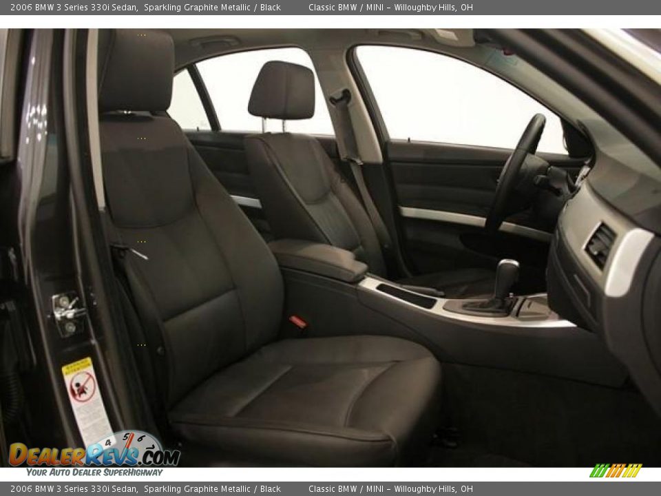 2006 BMW 3 Series 330i Sedan Sparkling Graphite Metallic / Black Photo #17