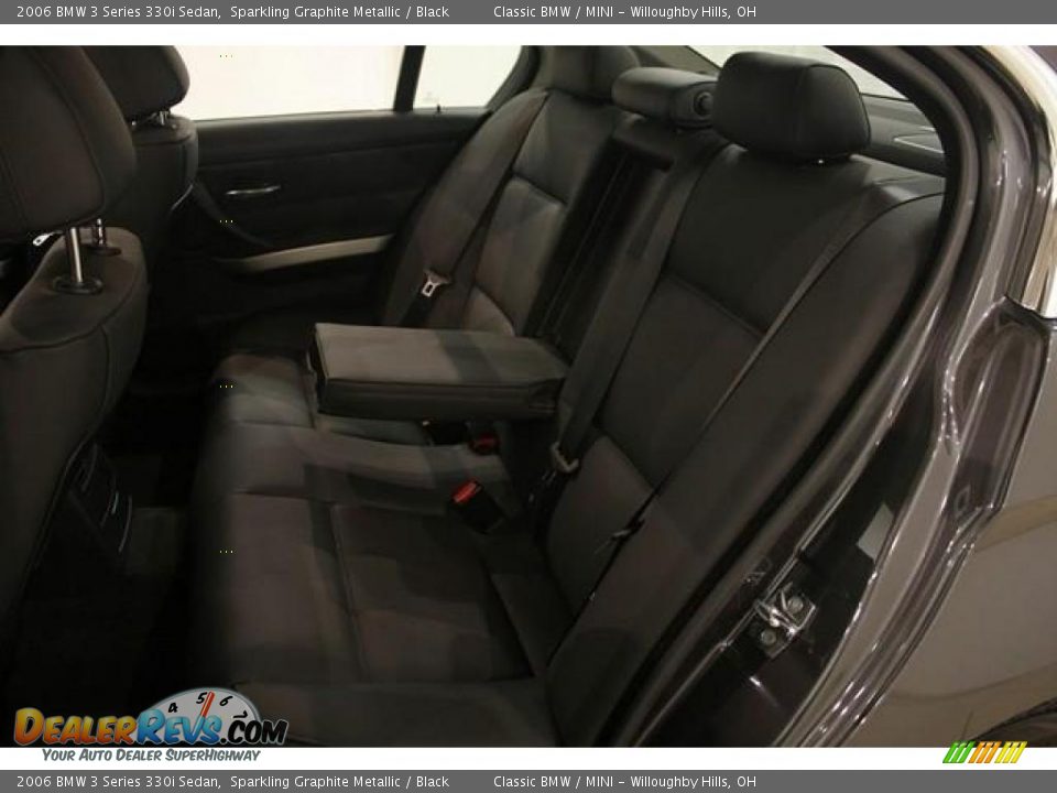 2006 BMW 3 Series 330i Sedan Sparkling Graphite Metallic / Black Photo #19