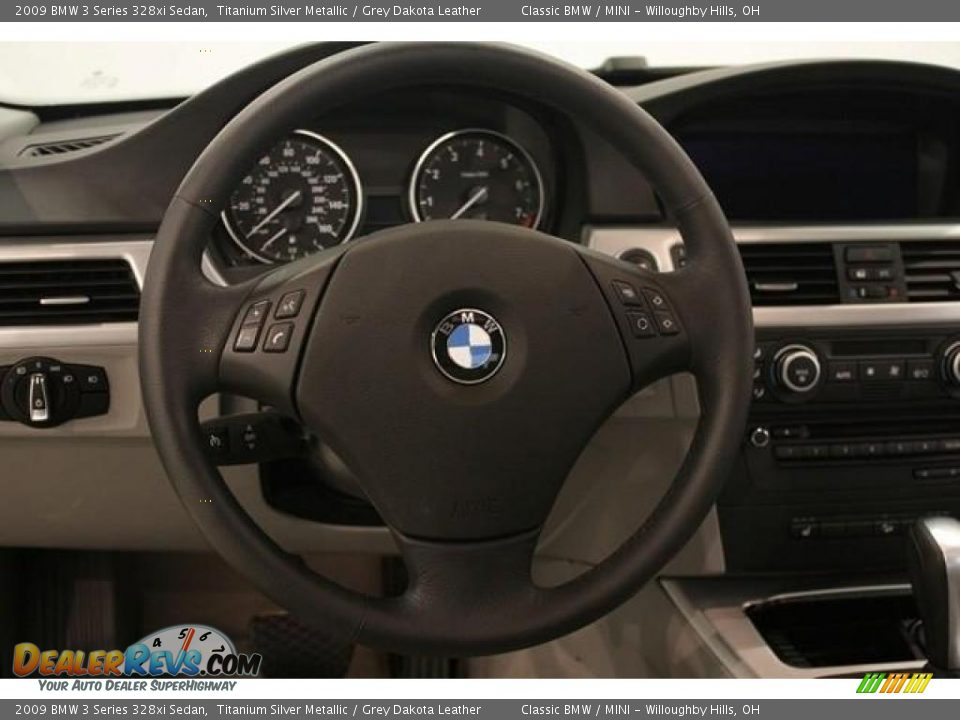 2009 BMW 3 Series 328xi Sedan Titanium Silver Metallic / Grey Dakota Leather Photo #10