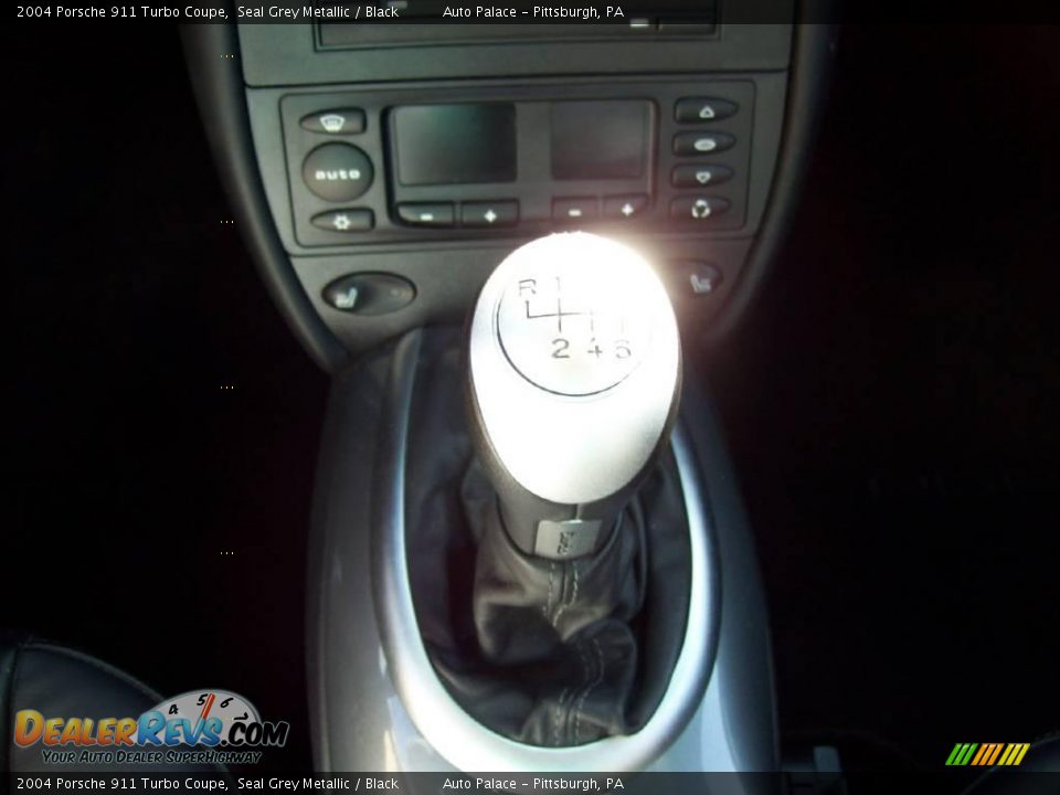2004 Porsche 911 Turbo Coupe Seal Grey Metallic / Black Photo #17