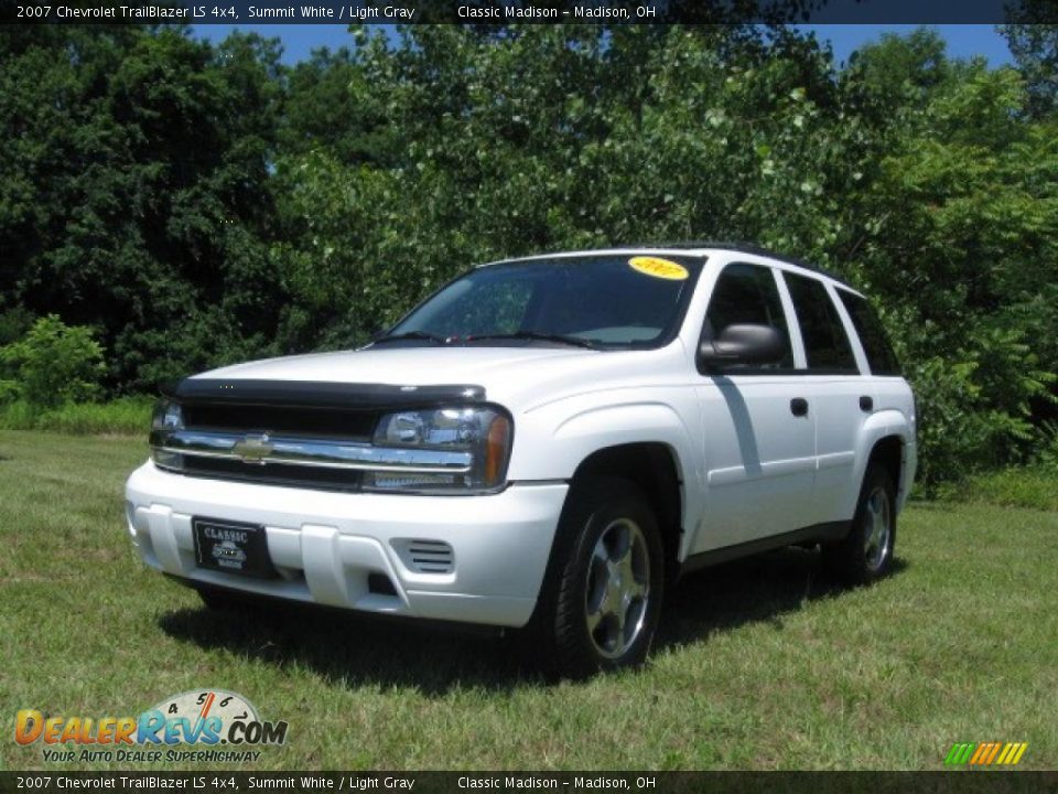 2007 Chevrolet TrailBlazer LS 4x4 Summit White / Light Gray Photo #1