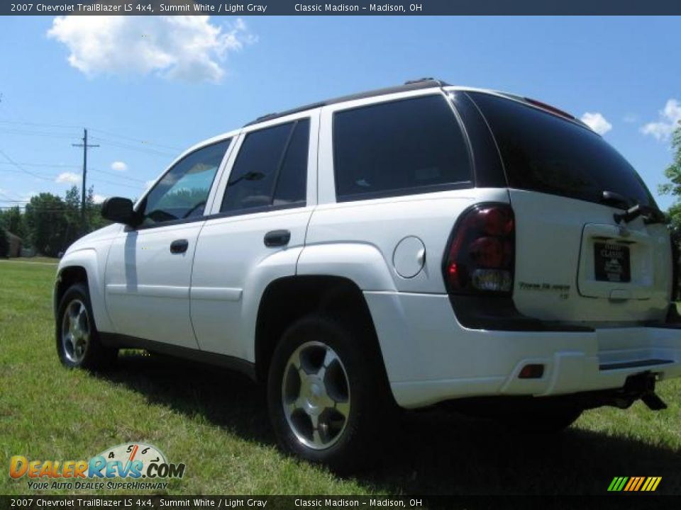 2007 Chevrolet TrailBlazer LS 4x4 Summit White / Light Gray Photo #5