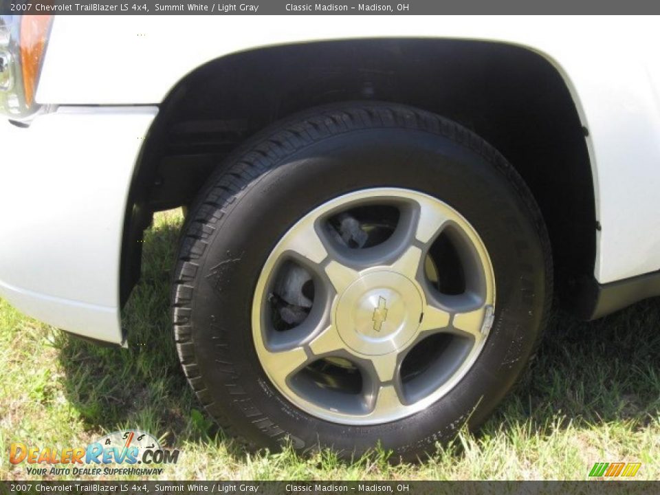 2007 Chevrolet TrailBlazer LS 4x4 Summit White / Light Gray Photo #7