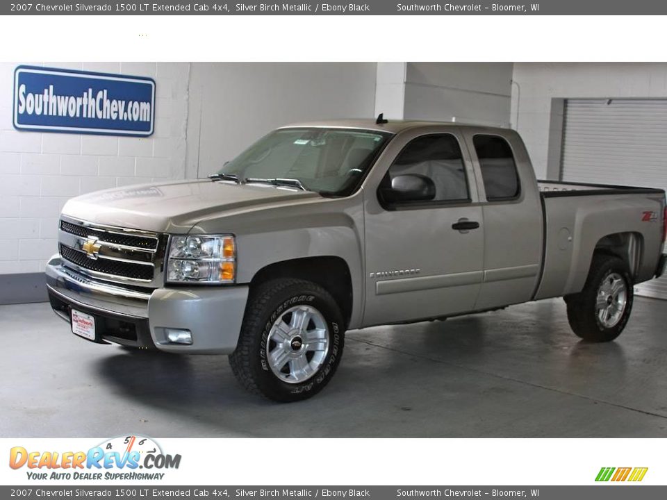 2007 Chevrolet Silverado 1500 LT Extended Cab 4x4 Silver Birch Metallic / Ebony Black Photo #1