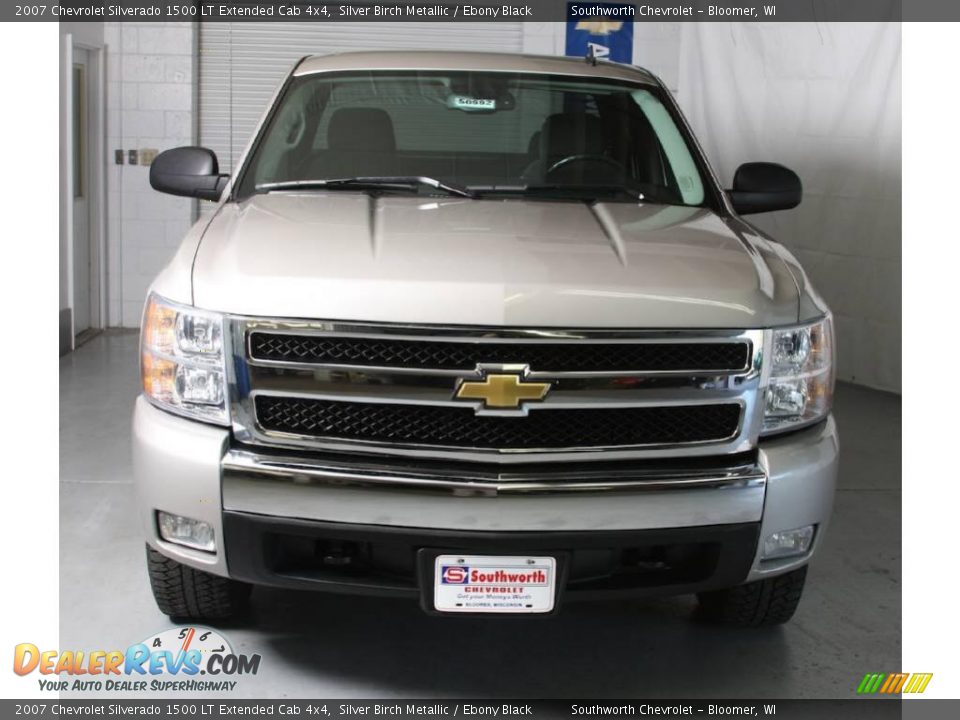 2007 Chevrolet Silverado 1500 LT Extended Cab 4x4 Silver Birch Metallic / Ebony Black Photo #2