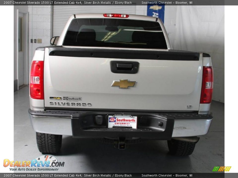 2007 Chevrolet Silverado 1500 LT Extended Cab 4x4 Silver Birch Metallic / Ebony Black Photo #3