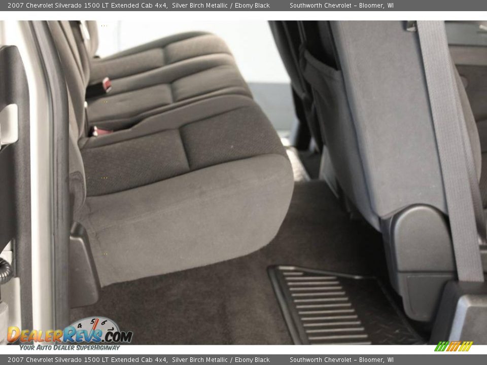 2007 Chevrolet Silverado 1500 LT Extended Cab 4x4 Silver Birch Metallic / Ebony Black Photo #6