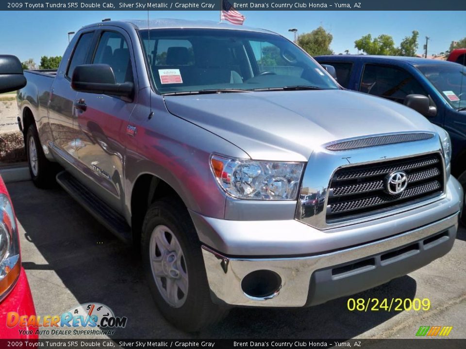 2009 Toyota Tundra SR5 Double Cab Silver Sky Metallic / Graphite Gray Photo #2