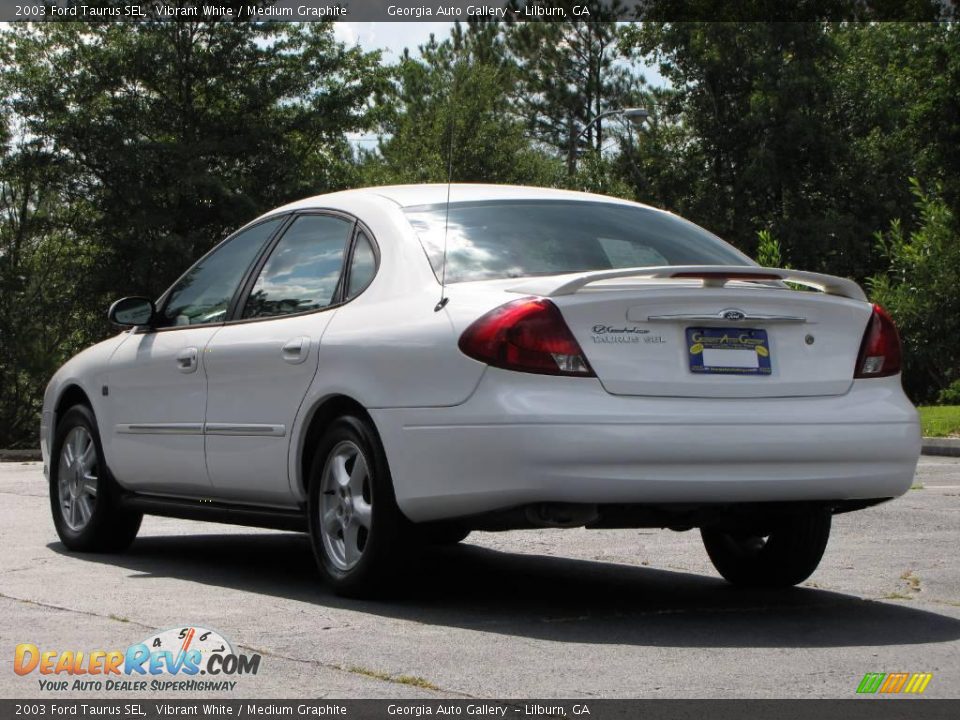 2003 Ford Taurus SEL Vibrant White / Medium Graphite Photo #3