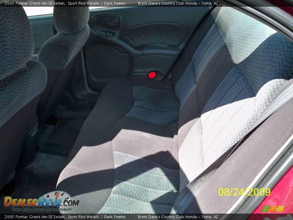 2005 Pontiac Grand Am SE Sedan Sport Red Metallic / Dark Pewter Photo #10