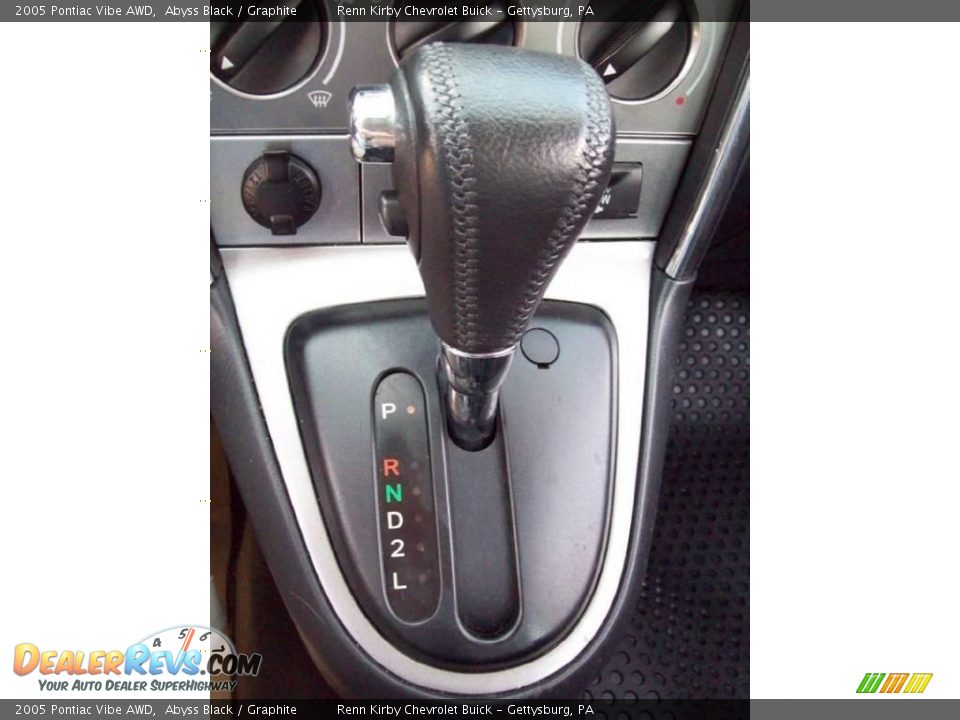 2005 Pontiac Vibe AWD Abyss Black / Graphite Photo #17