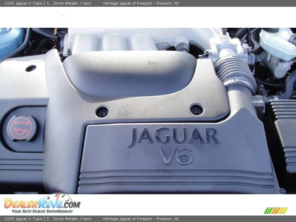 2003 Jaguar X-Type 2.5 Zircon Metallic / Ivory Photo #10