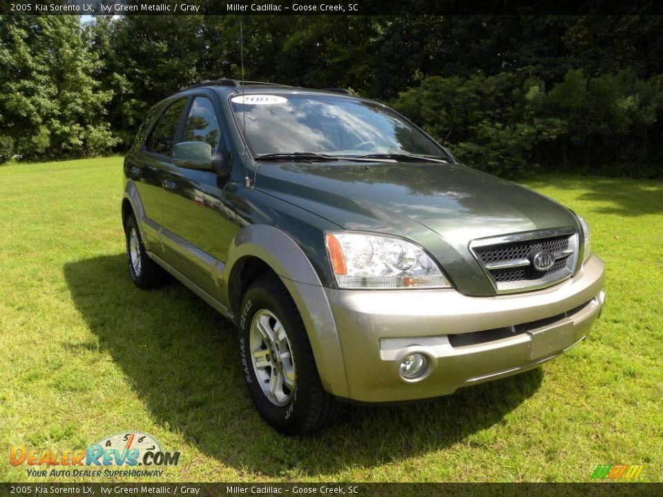 2005 Kia Sorento LX Ivy Green Metallic / Gray Photo #1