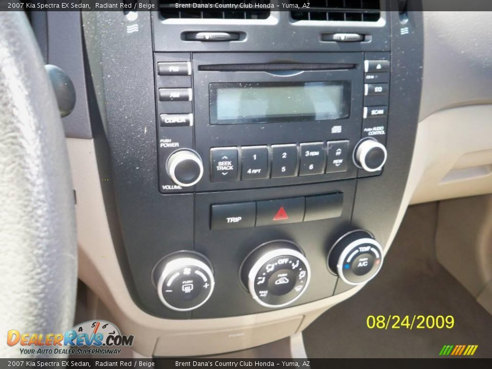 2007 Kia Spectra EX Sedan Radiant Red / Beige Photo #10