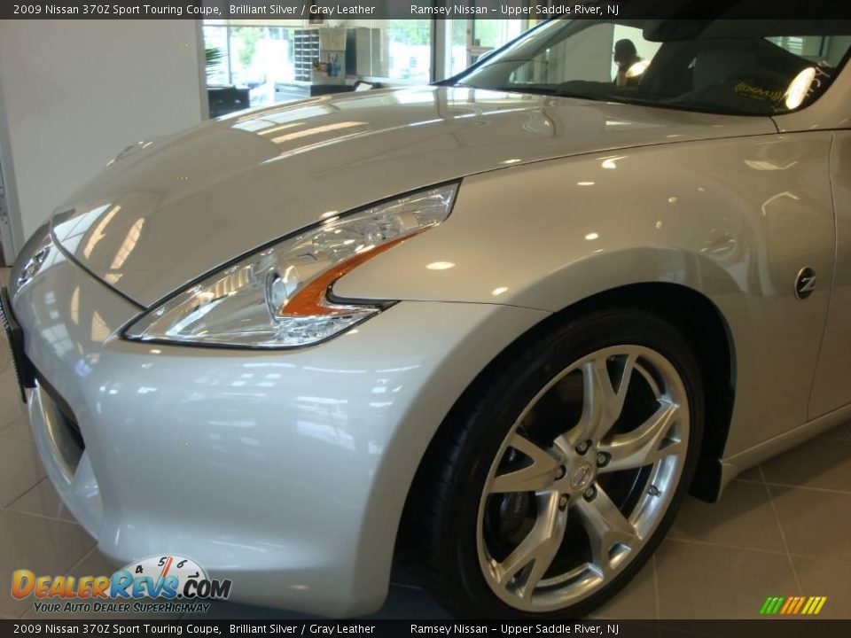 2009 Nissan 370Z Sport Touring Coupe Brilliant Silver / Gray Leather Photo #15