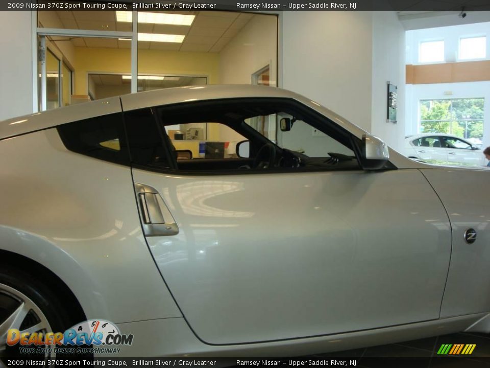 2009 Nissan 370Z Sport Touring Coupe Brilliant Silver / Gray Leather Photo #20