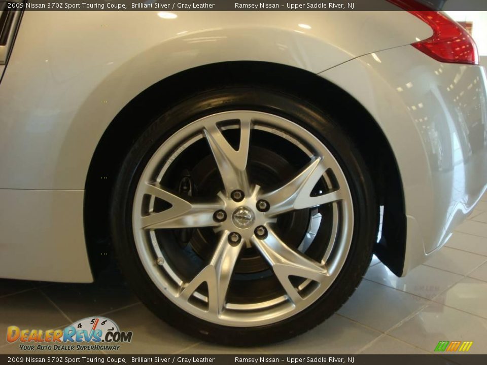 2009 Nissan 370Z Sport Touring Coupe Brilliant Silver / Gray Leather Photo #23