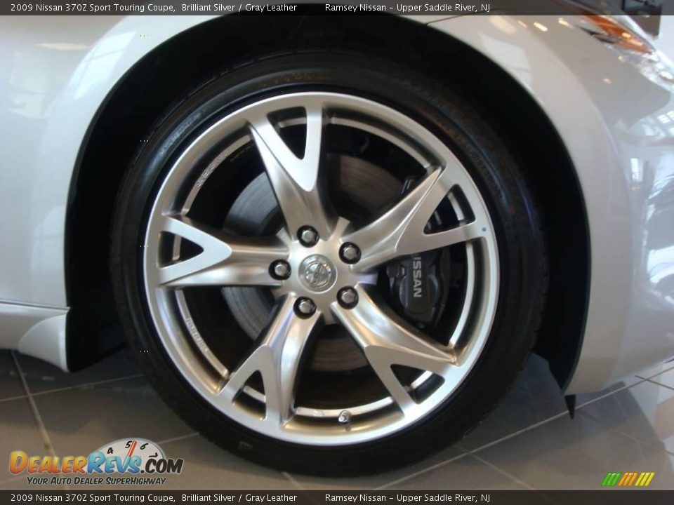 2009 Nissan 370Z Sport Touring Coupe Brilliant Silver / Gray Leather Photo #25