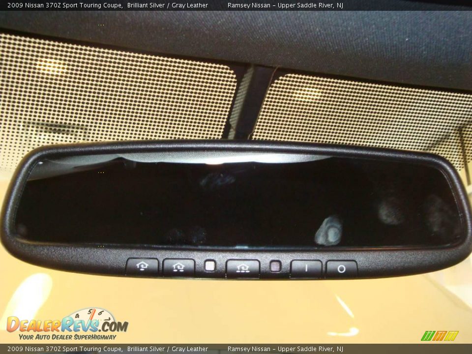 2009 Nissan 370Z Sport Touring Coupe Brilliant Silver / Gray Leather Photo #35