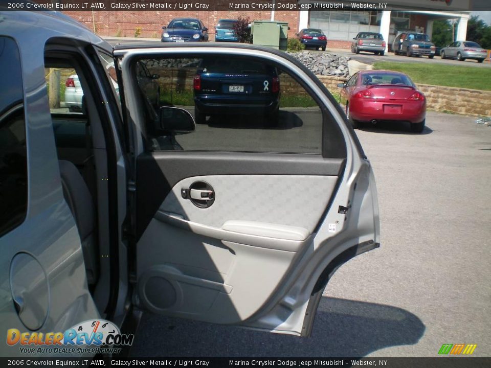 2006 Chevrolet Equinox LT AWD Galaxy Silver Metallic / Light Gray Photo #21
