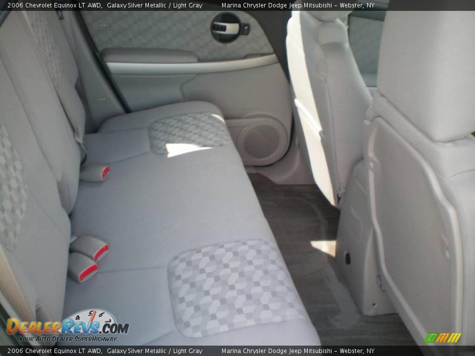 2006 Chevrolet Equinox LT AWD Galaxy Silver Metallic / Light Gray Photo #22
