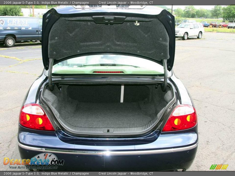 2006 Jaguar S-Type 3.0 Indigo Blue Metallic / Champagne Photo #7