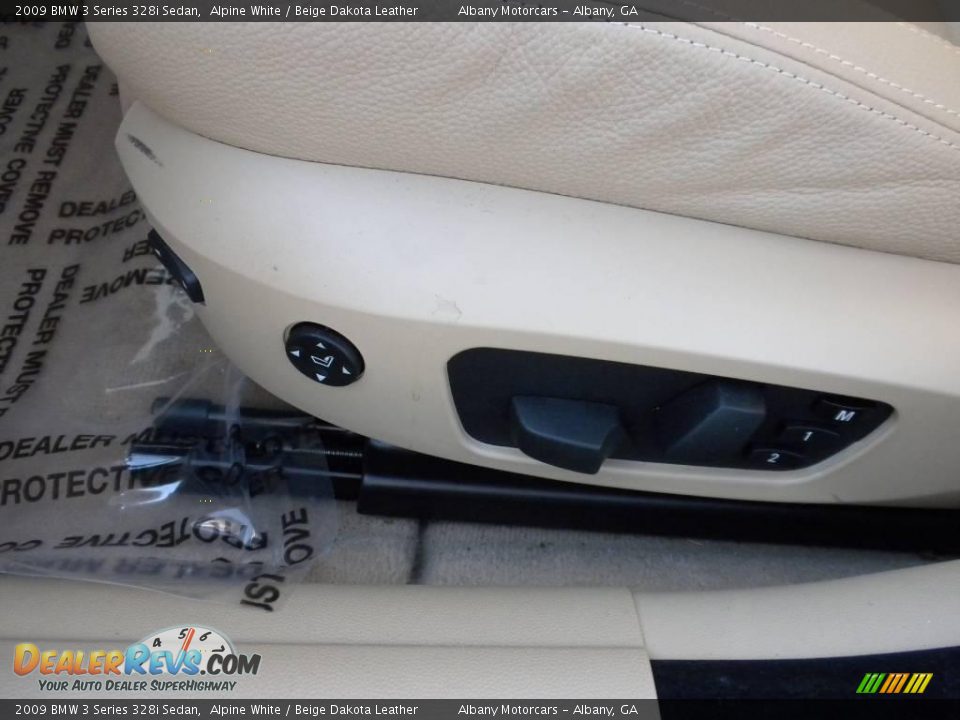 2009 BMW 3 Series 328i Sedan Alpine White / Beige Dakota Leather Photo #13