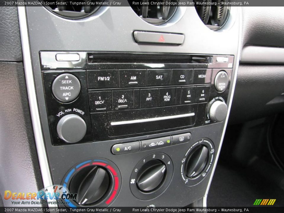 2007 Mazda MAZDA6 i Sport Sedan Tungsten Gray Metallic / Gray Photo #18