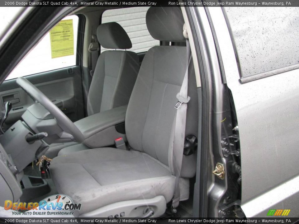 2006 Dodge Dakota SLT Quad Cab 4x4 Mineral Gray Metallic / Medium Slate Gray Photo #7