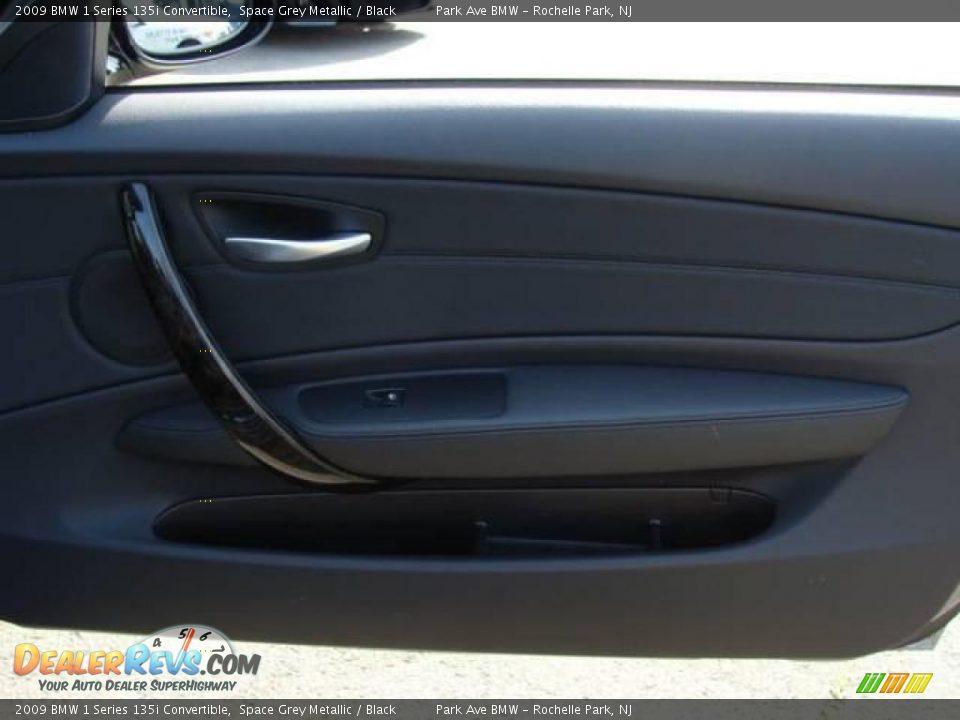 2009 BMW 1 Series 135i Convertible Space Grey Metallic / Black Photo #25