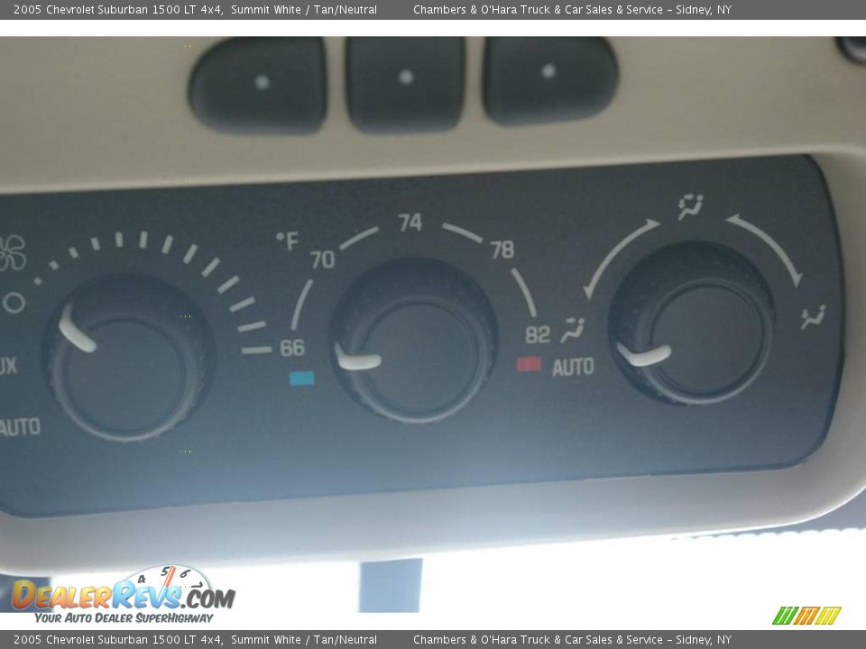 2005 Chevrolet Suburban 1500 LT 4x4 Summit White / Tan/Neutral Photo #6